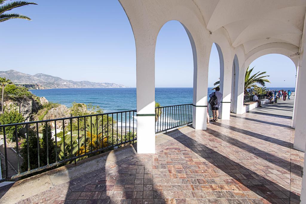 Hostal Marissal By Dorobe Nerja Dış mekan fotoğraf