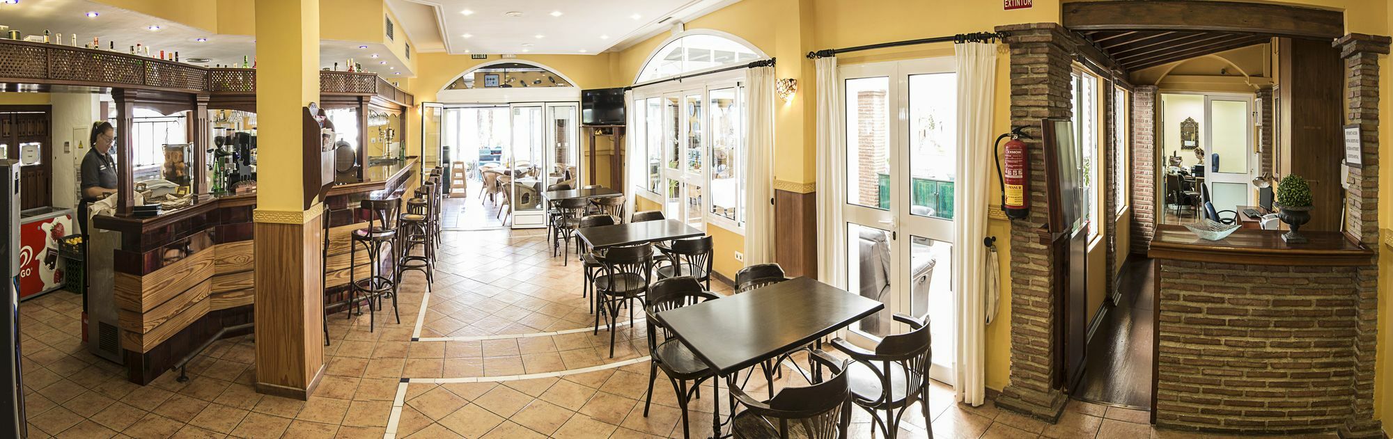 Hostal Marissal By Dorobe Nerja Dış mekan fotoğraf